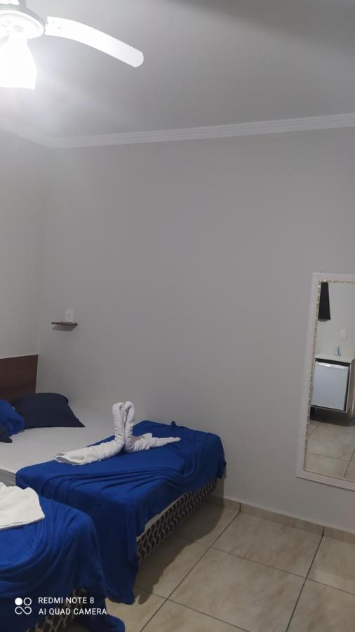 Pousada Quarto Com Frigobar,Ar E Garagem Gratuita Aparecida  Exterior foto